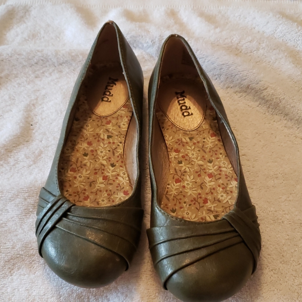 Slip on shoes